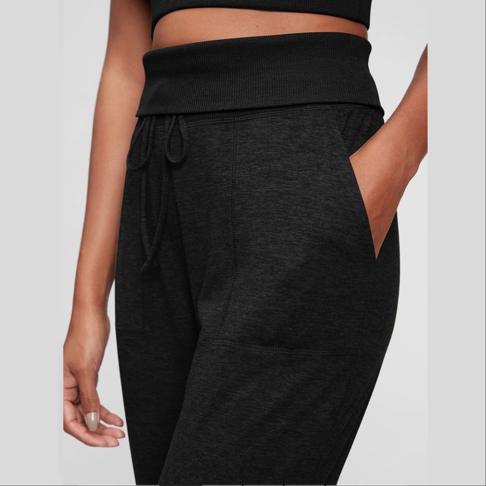 GapFit Brushed Tech Jersey Joggers Mid Rise